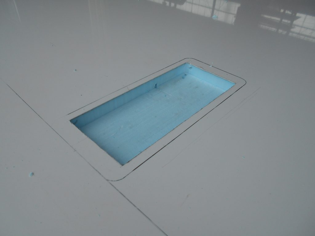 家畜運搬車 断熱パネル ルーフパネル サンドイッチパネル 製造 製作