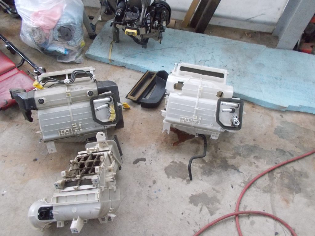 トヨタ　ダイナ　デュトロ　ウィング車　事故　トラック　2ｔ車　フレーム修理　積載車