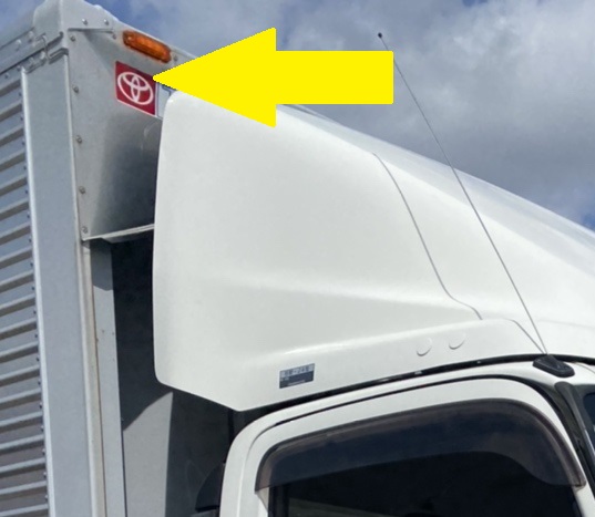 トヨタ　ダイナ　デュトロ　ウィング車　事故　トラック　2ｔ車　フレーム修理　積載車