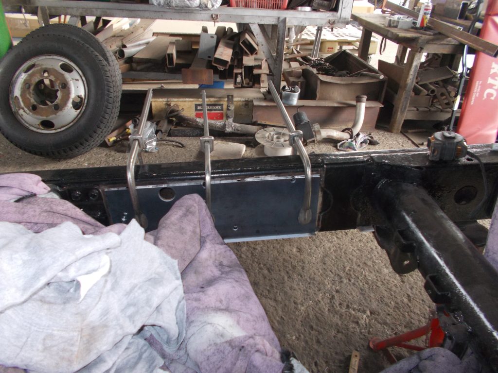 三菱 キャンター ダンプ KC-FG507 フレーム腐食 フレーム曲がり 曲り 修正 修理