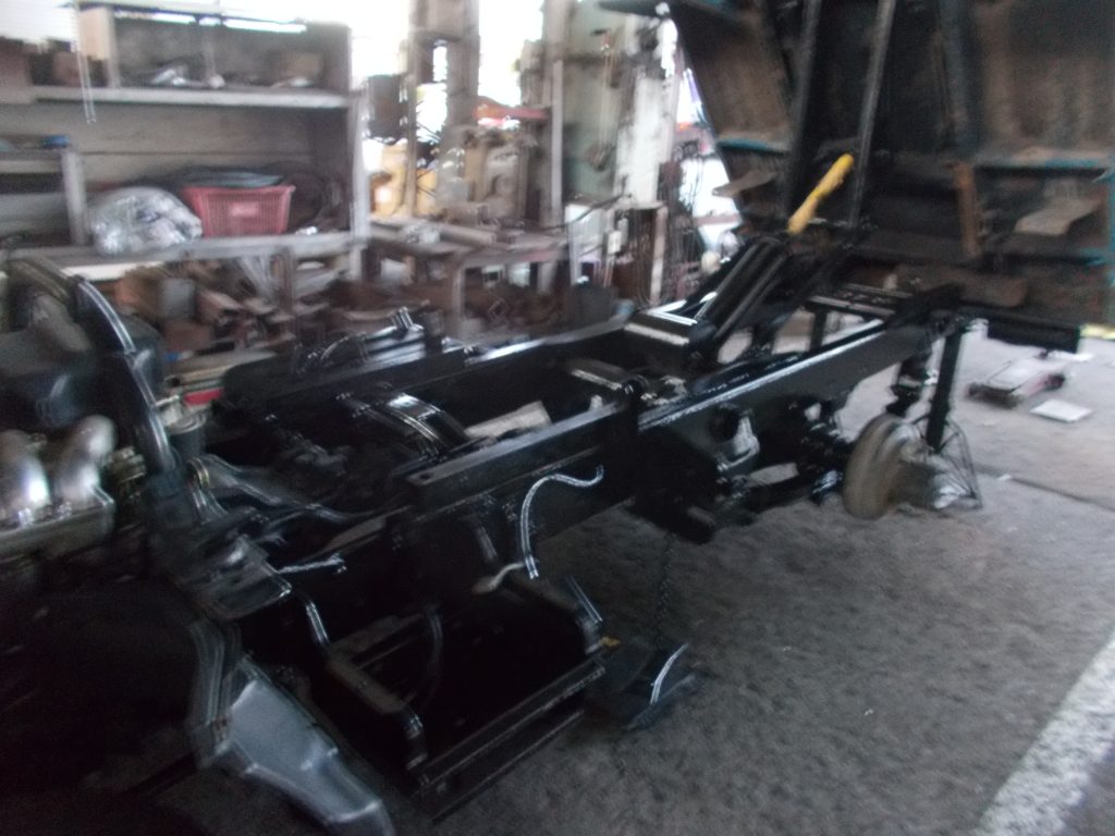 三菱 キャンター ダンプ KC-FG507 フレーム腐食 フレーム曲がり 曲り 修正 修理