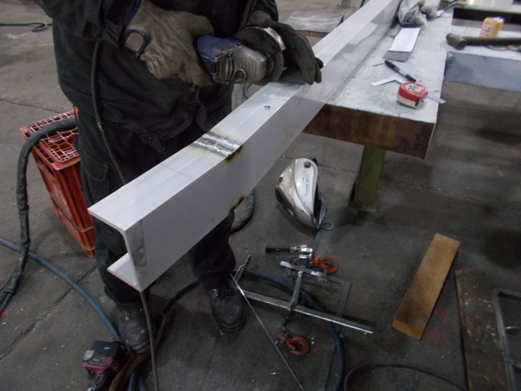 日野自動車 デュトロ 3.5t車 2t車 家畜運搬車 製造 新車 架装