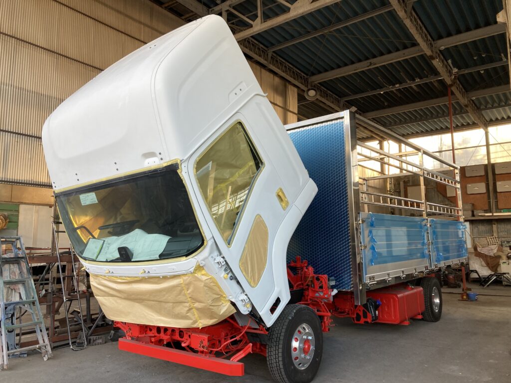 家畜運搬車 柳沼ボデー工場 畜産 新車 製造