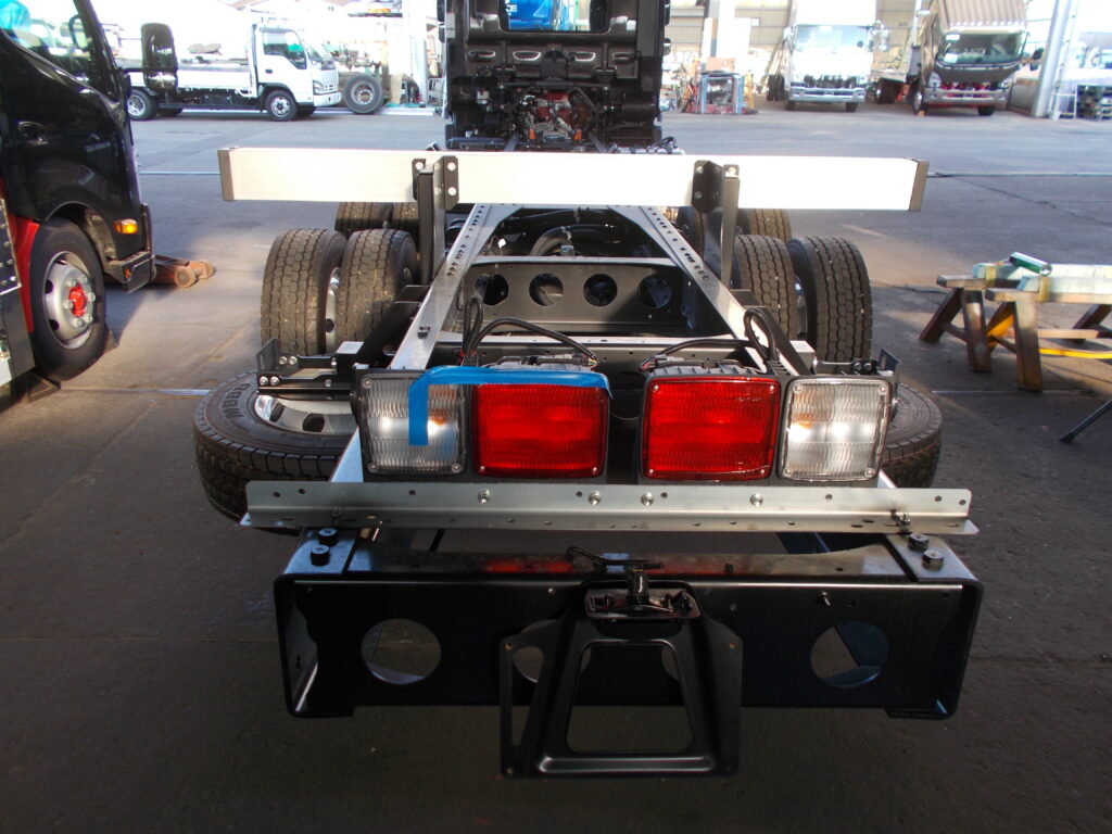 家畜運搬車 柳沼ボデー工場 畜産 新車 製造 牛 豚 養豚 家畜車