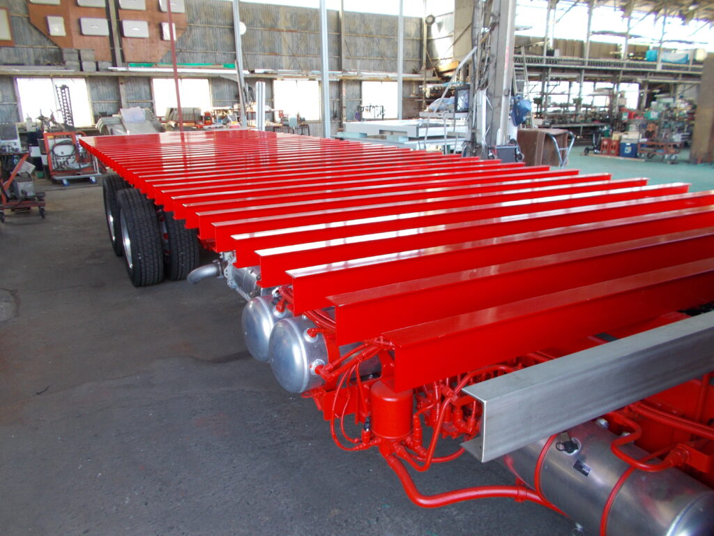 家畜運搬車 柳沼ボデー工場 畜産 新車 製造 牛 豚 養豚 家畜車