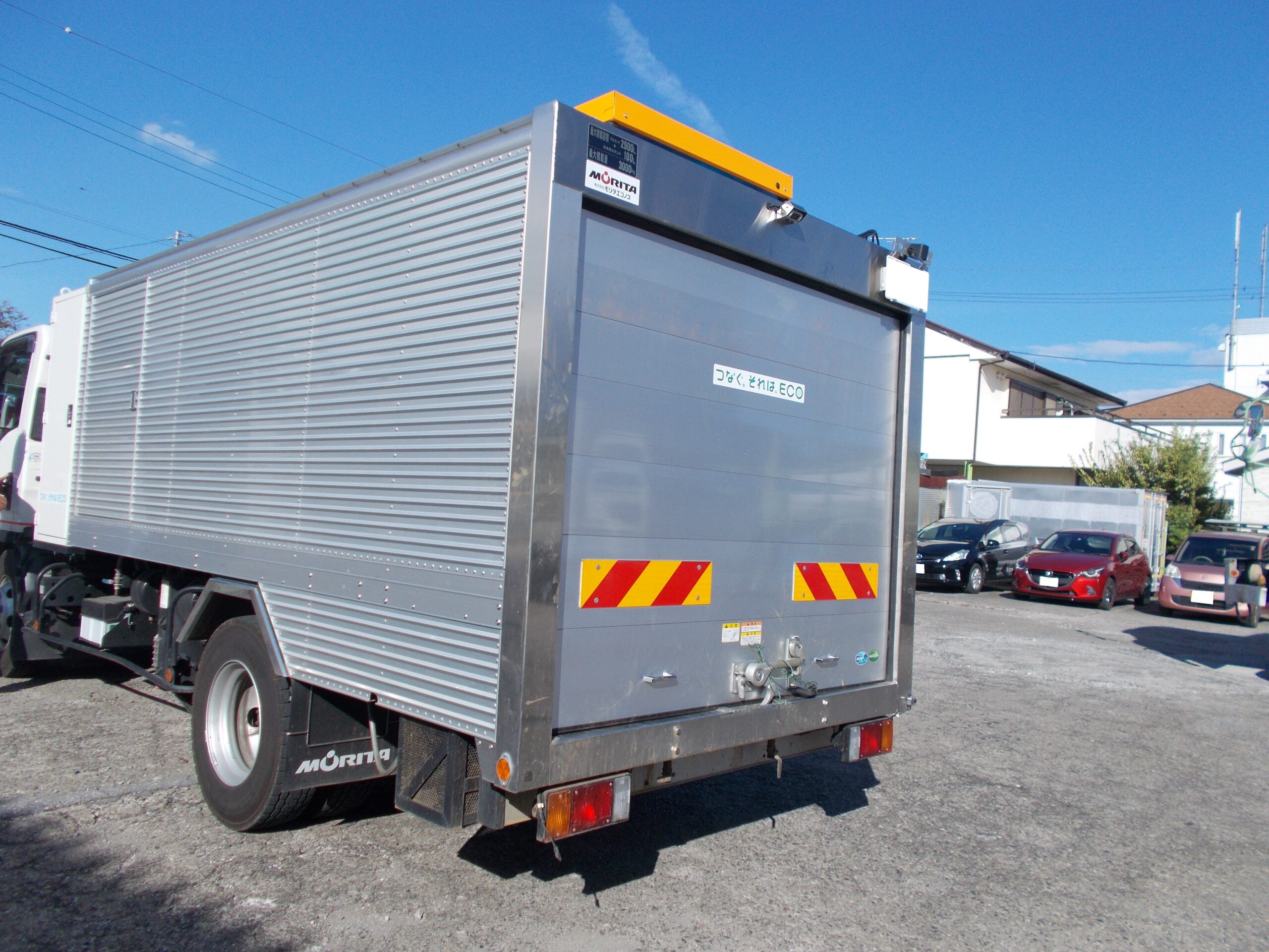 いすゞ自動車 モリタエコノス 北村製作所 シャッタートビラ リヤシャッター 事故 修理 故障