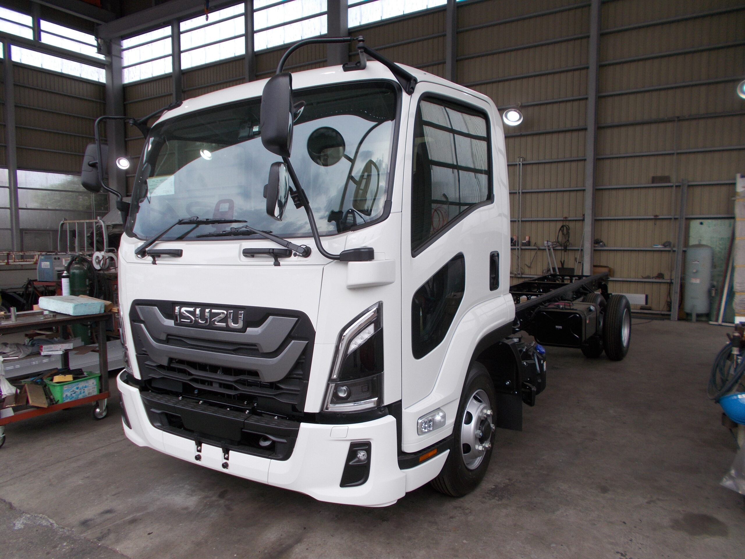 家畜運搬車 柳沼ボデー工場 畜産 新車 製造 牛 豚 養豚 家畜車 グリーンピッグ 愛知県西尾市 販売 いすゞ自動車 ISUZU 新型