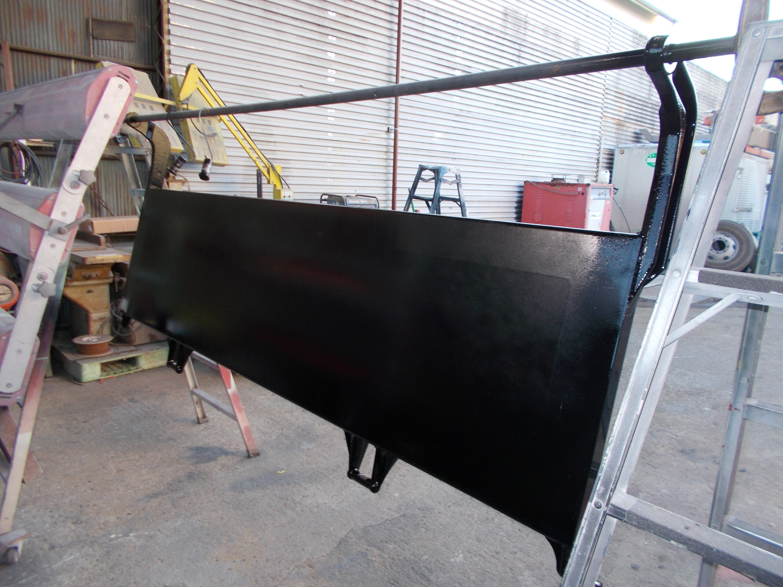 いすゞ自動車 ISUZU ダンプ 新明和 シンメイワ SHINMEIWA