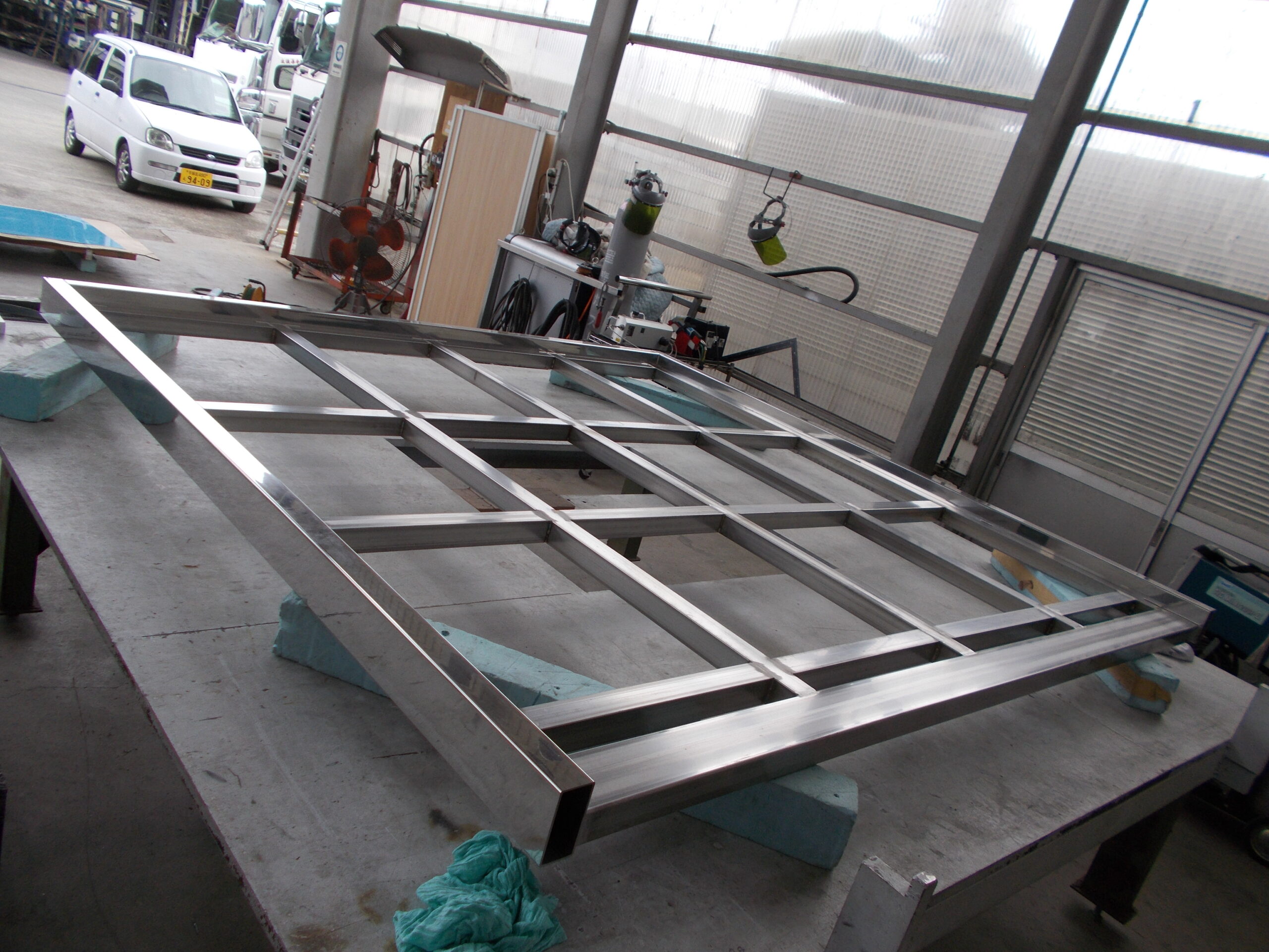 家畜運搬車 柳沼ボデー工場 畜産 新車 製造 牛 豚 養豚 家畜車 グリーンピッグ 愛知県西尾市 販売 いすゞ自動車 ISUZU 新型