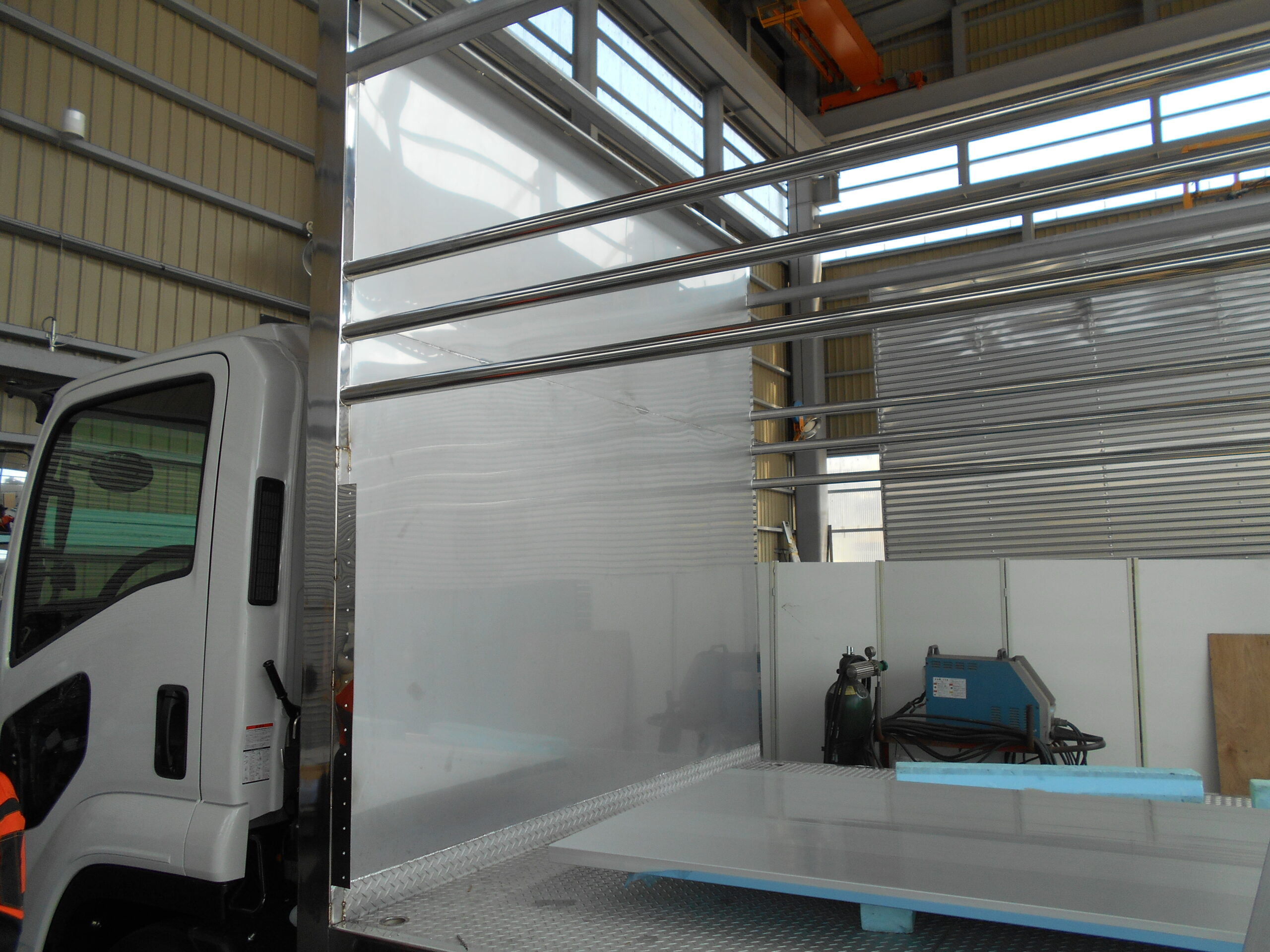 家畜運搬車 柳沼ボデー工場 畜産 新車 製造 牛 豚 養豚 家畜車 グリーンピッグ 愛知県西尾市 販売 いすゞ自動車 ISUZU 新型