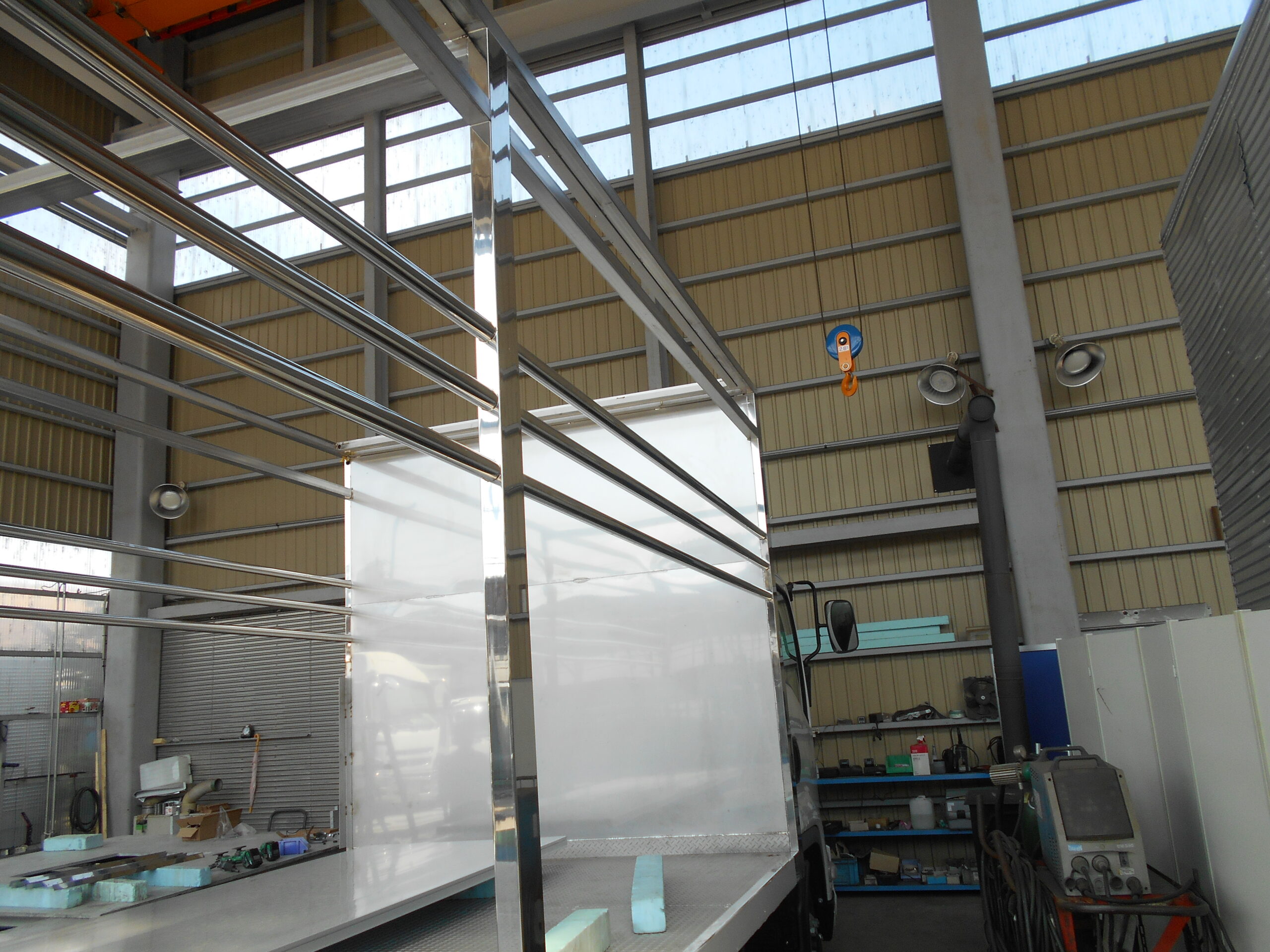 家畜運搬車 柳沼ボデー工場 畜産 新車 製造 牛 豚 養豚 家畜車 グリーンピッグ 愛知県西尾市 販売 いすゞ自動車 ISUZU 新型