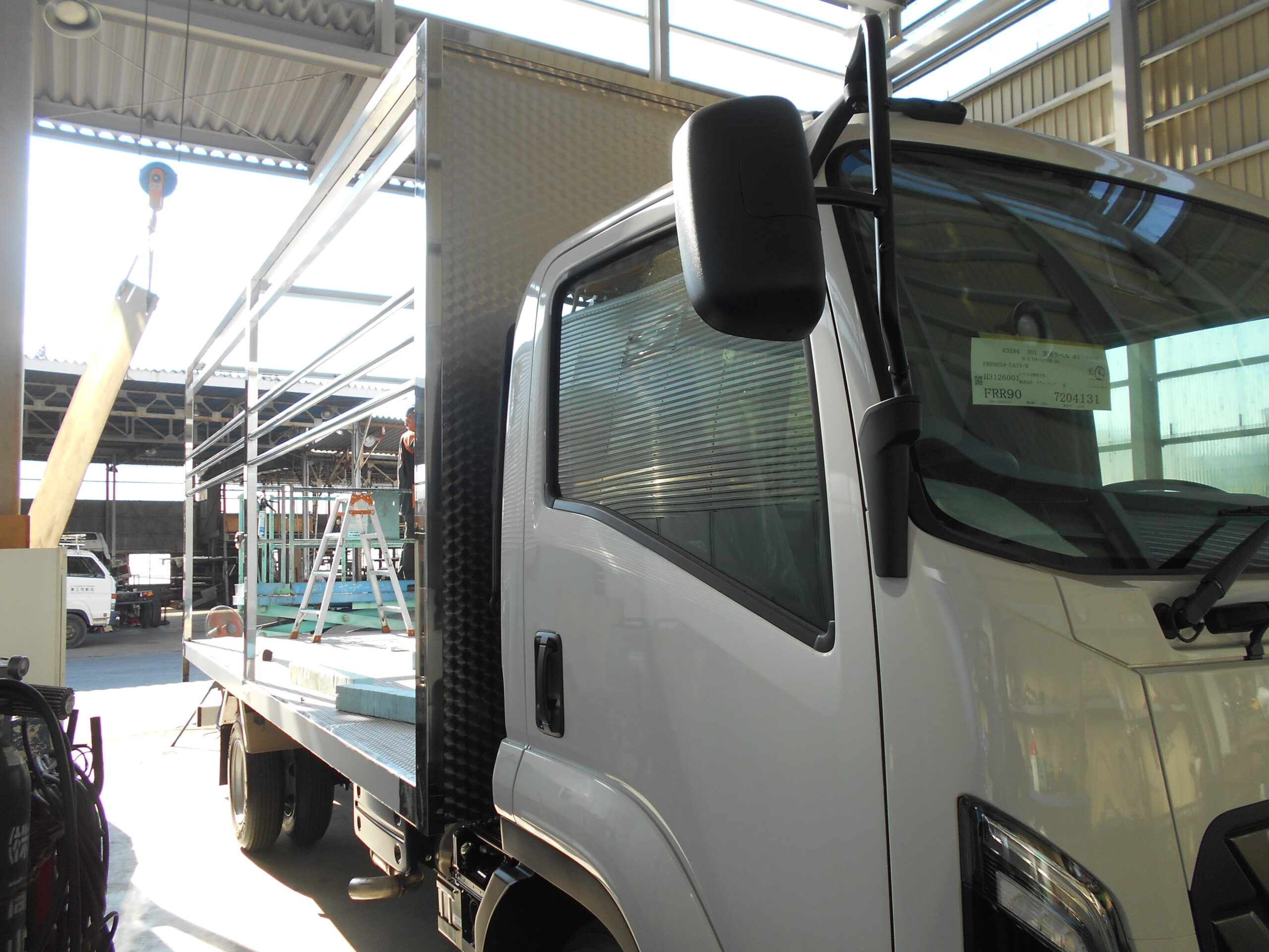 家畜運搬車 柳沼ボデー工場 畜産 新車 製造 牛 豚 養豚 家畜車 グリーンピッグ 愛知県西尾市 販売 いすゞ自動車 ISUZU 新型