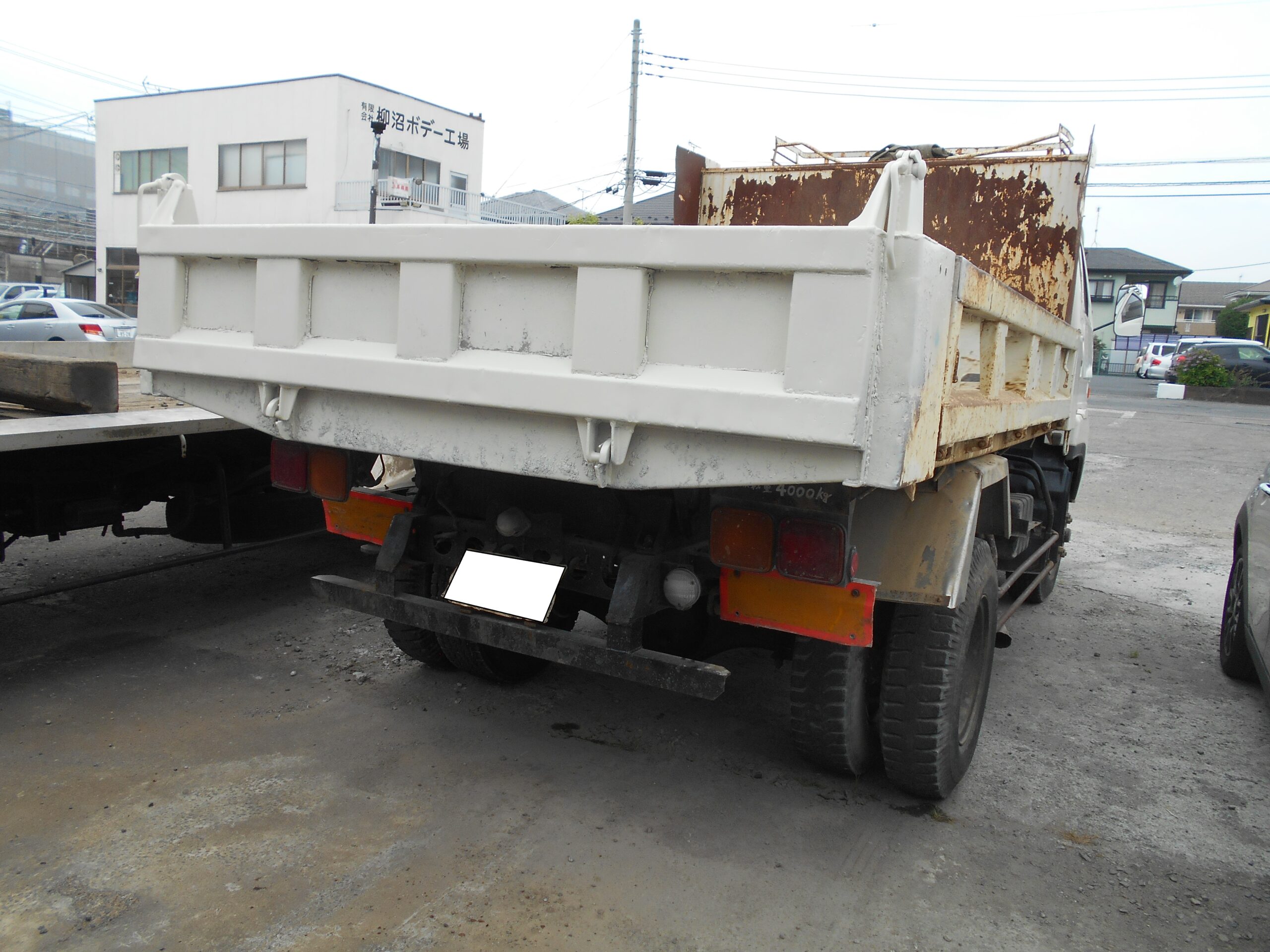 いすゞ ISUZU トラック ダンプ リヤゲート あおり あおりヒンジ ダンプヒンジ