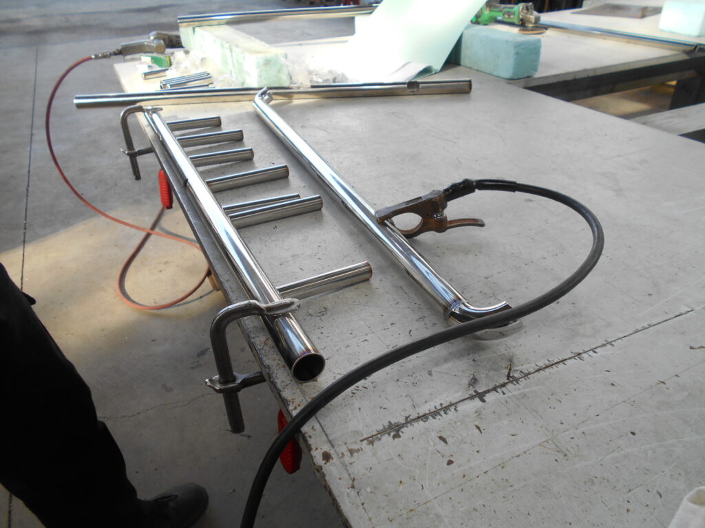 大進農場 家畜運搬車 柳沼ボデー工場 畜産 新車 製造 牛 豚 養豚 家畜車 販売 ゲート修理