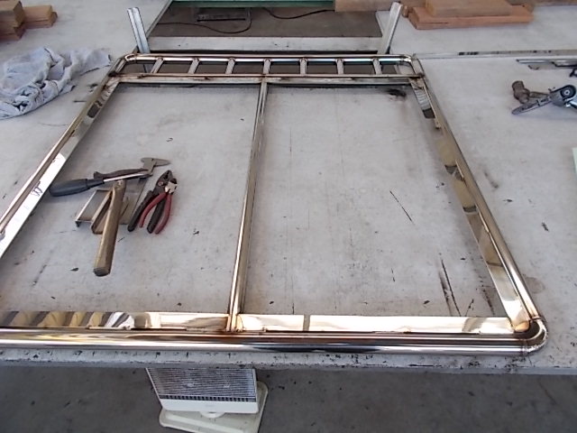 大進農場 家畜運搬車 柳沼ボデー工場 畜産 新車 製造 牛 豚 養豚 家畜車 販売 ゲート修理