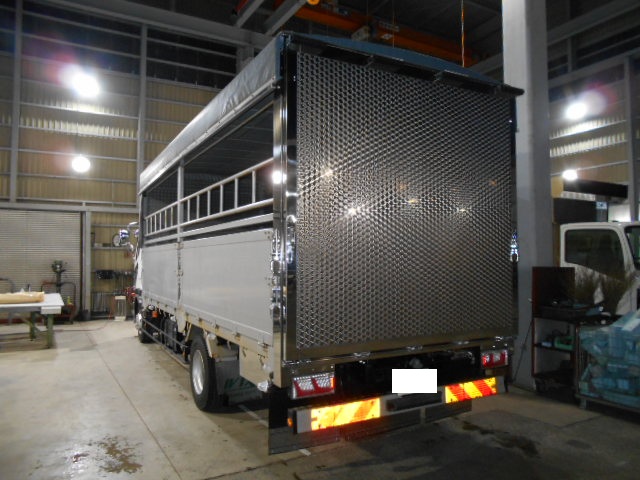 大進農場 家畜運搬車 柳沼ボデー工場 畜産 新車 製造 牛 豚 養豚 家畜車 販売 ゲート修理